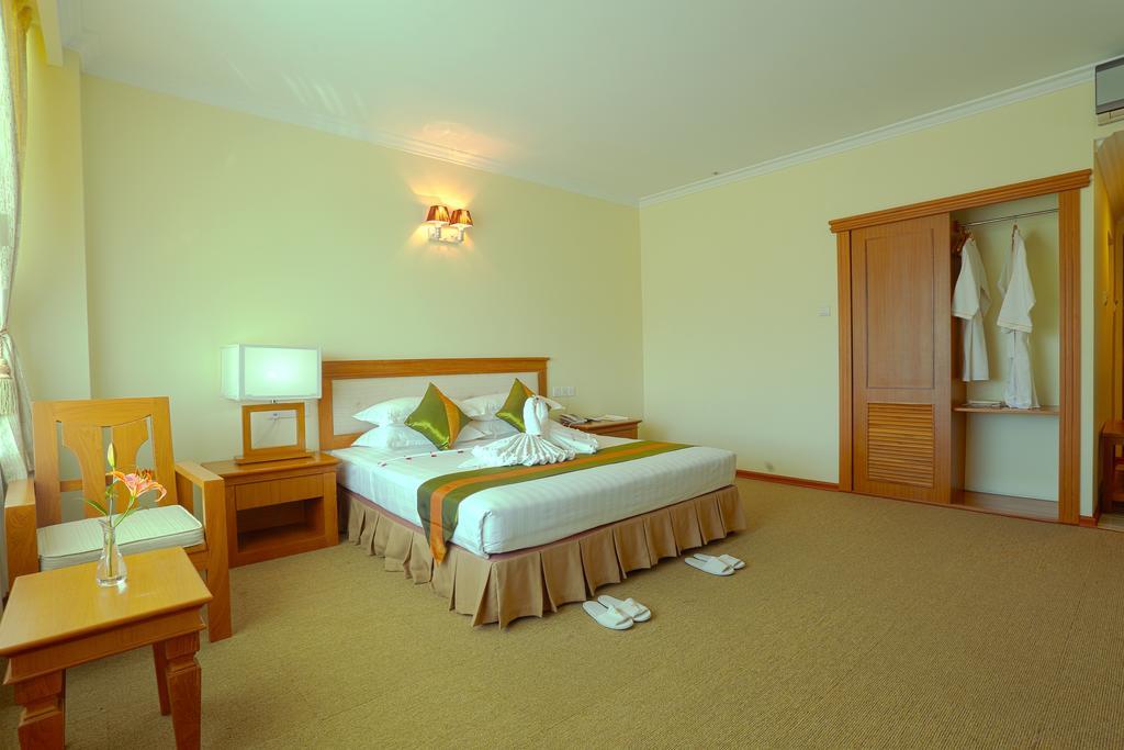 Apex Hotel Naypyidaw Rom bilde