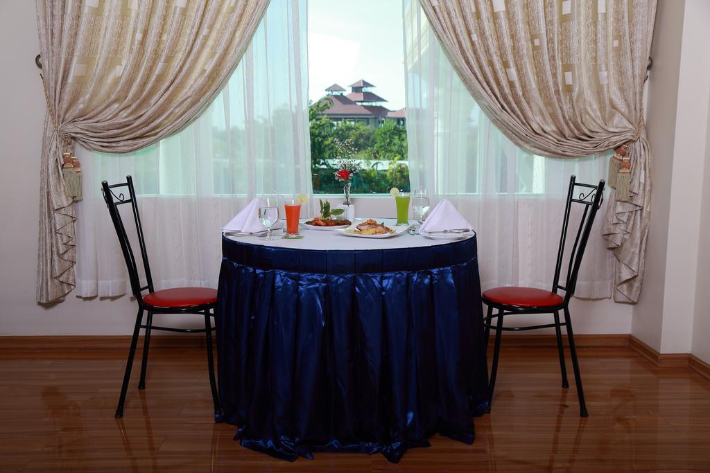 Apex Hotel Naypyidaw Eksteriør bilde